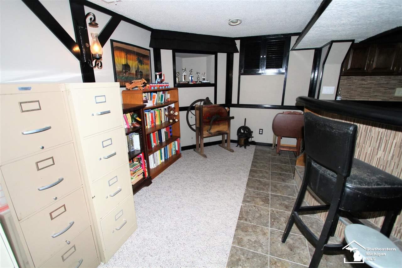 28375 Waltz Road New Boston, MI 48164 - Photo 44 of 46 50044486-43.JPG