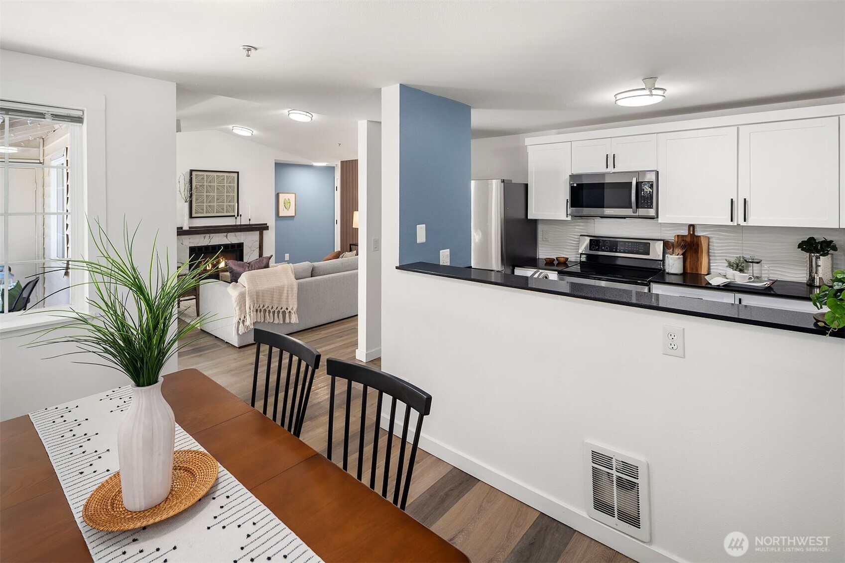 949 Aberdeen Avenue Northeast, Unit C309 Renton, WA 98056 - Photo 5 of 20