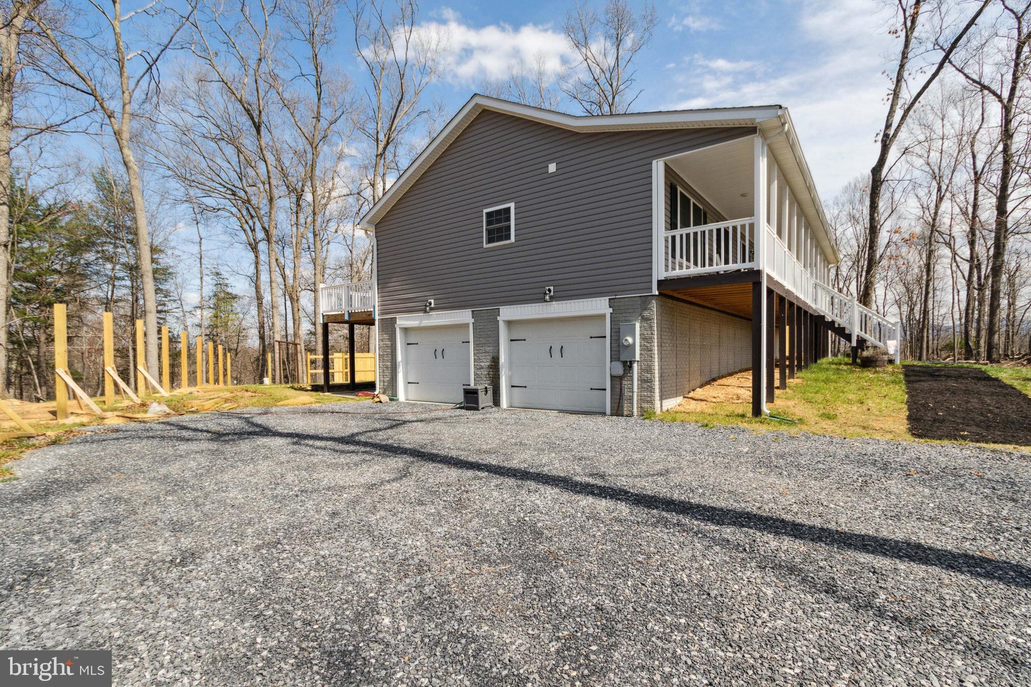825 Arrowhead Road Front Royal, VA 22630 - Photo 4 of 36 Gallery Image 4