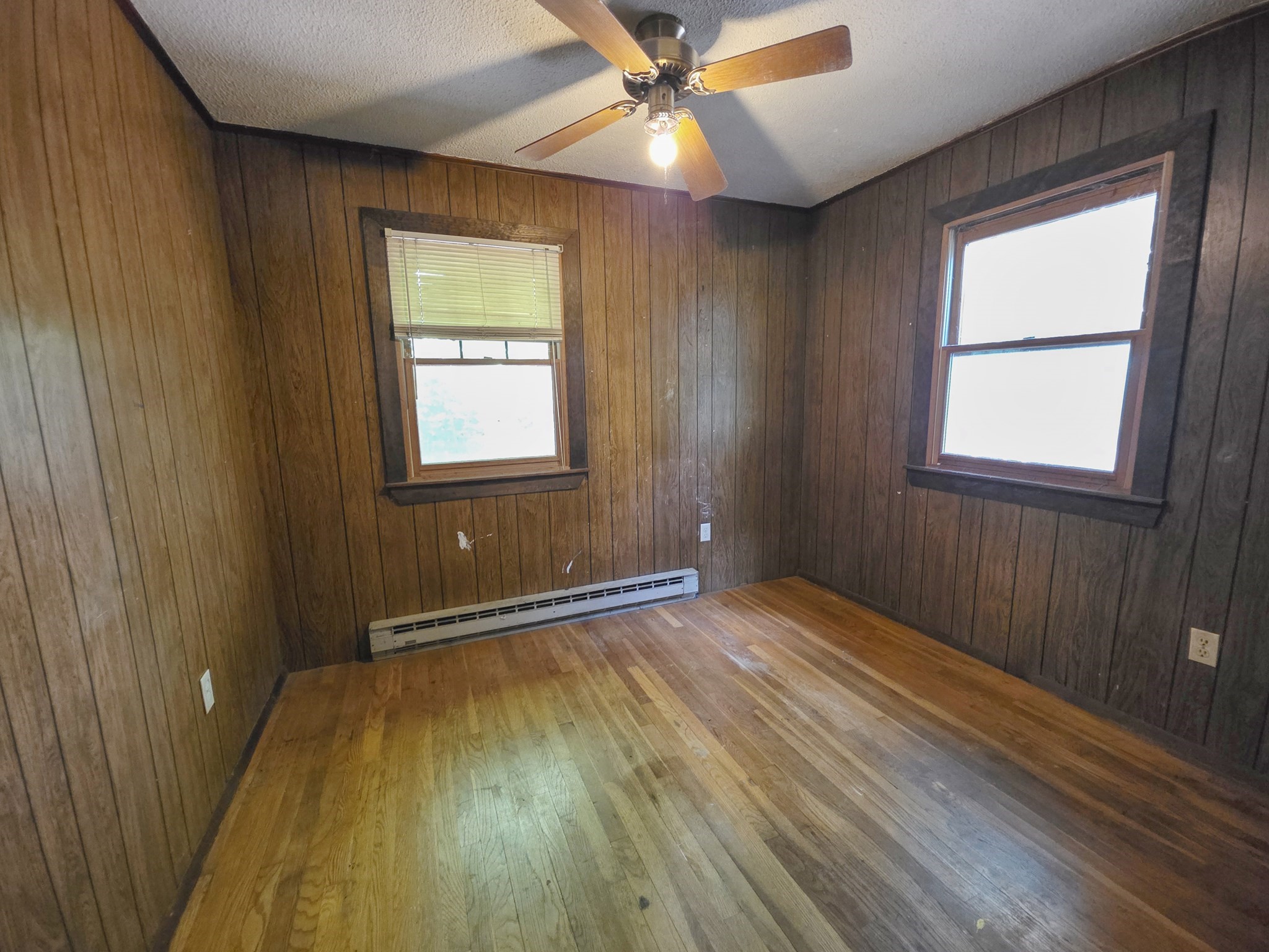 11 Ferncroft Road Leicester, MA 01524 - Photo 10 of 23 Gallery Image 10