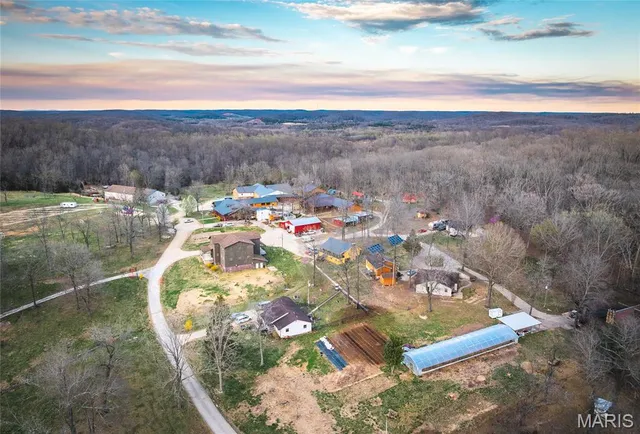 $2,200,000 | 5019 Wayne 380, Patterson, MO 63956