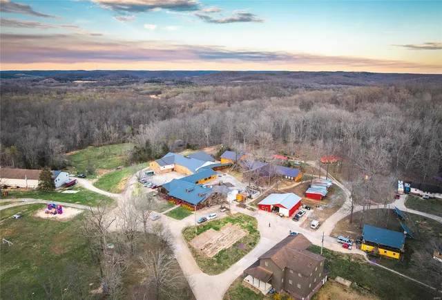 $2,200,000 | 5019 Wayne 380, Patterson, MO 63956