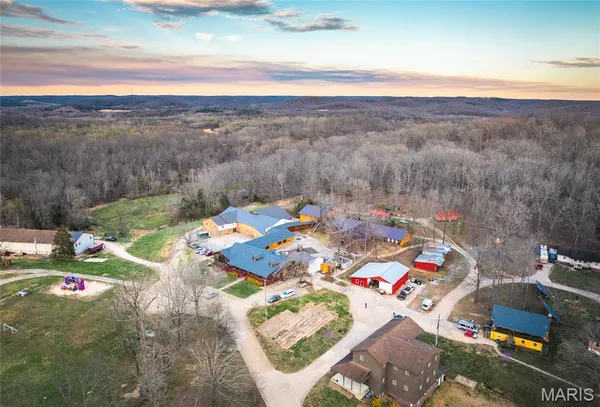 $2,200,000 | 5019 Wayne 380, Patterson, MO 63956