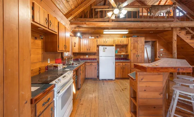 $2,200,000 | 5019 Wayne 380, Patterson, MO 63956