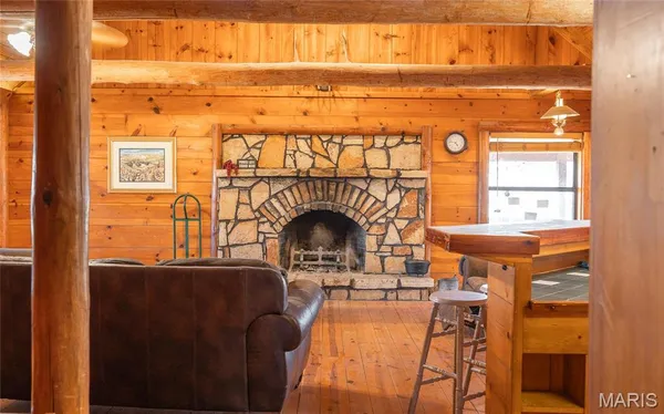 $2,200,000 | 5019 Wayne 380, Patterson, MO 63956