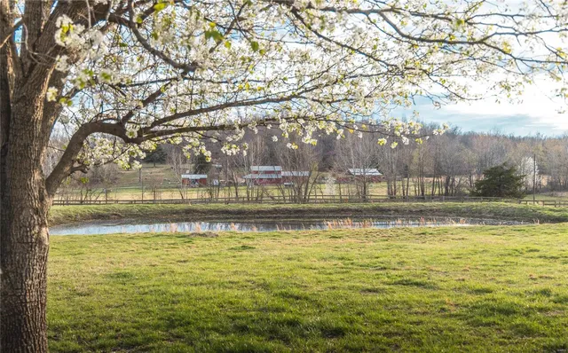 $2,200,000 | 5019 Wayne 380, Patterson, MO 63956