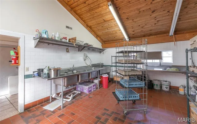 $2,200,000 | 5019 Wayne 380, Patterson, MO 63956