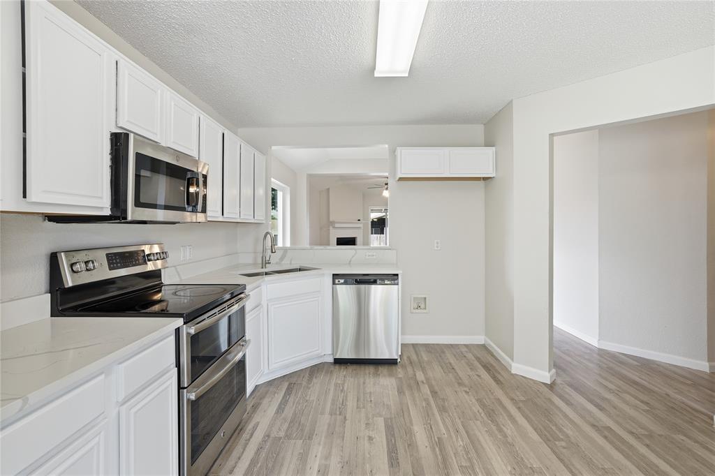 7101 Ranger Way Fort Worth, TX 76133 - Photo 8 of 22