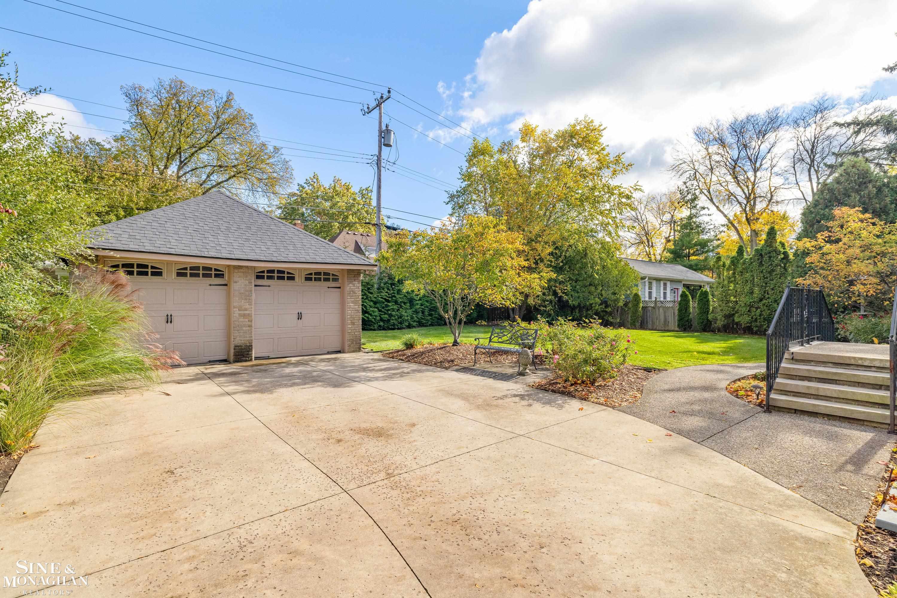 1148 Devonshire Road Grosse Pointe Park, MI 48230 - Photo 76 of 89