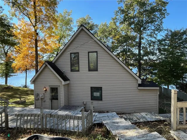 $379,900 | 5534 South 980 East, Wolcottville, IN 46795