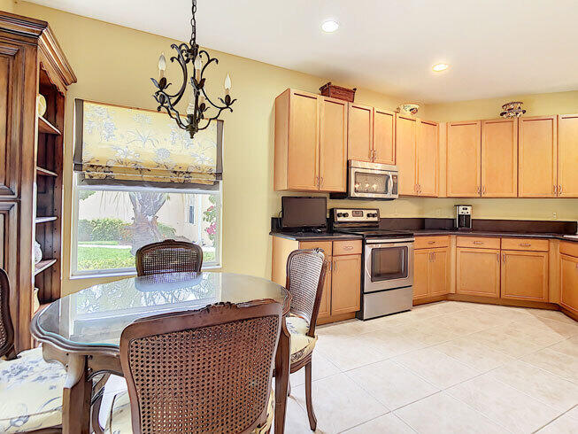 232 Southwest Coconut Key Way Port St. Lucie, FL 34986 - Photo 19 of 36 19