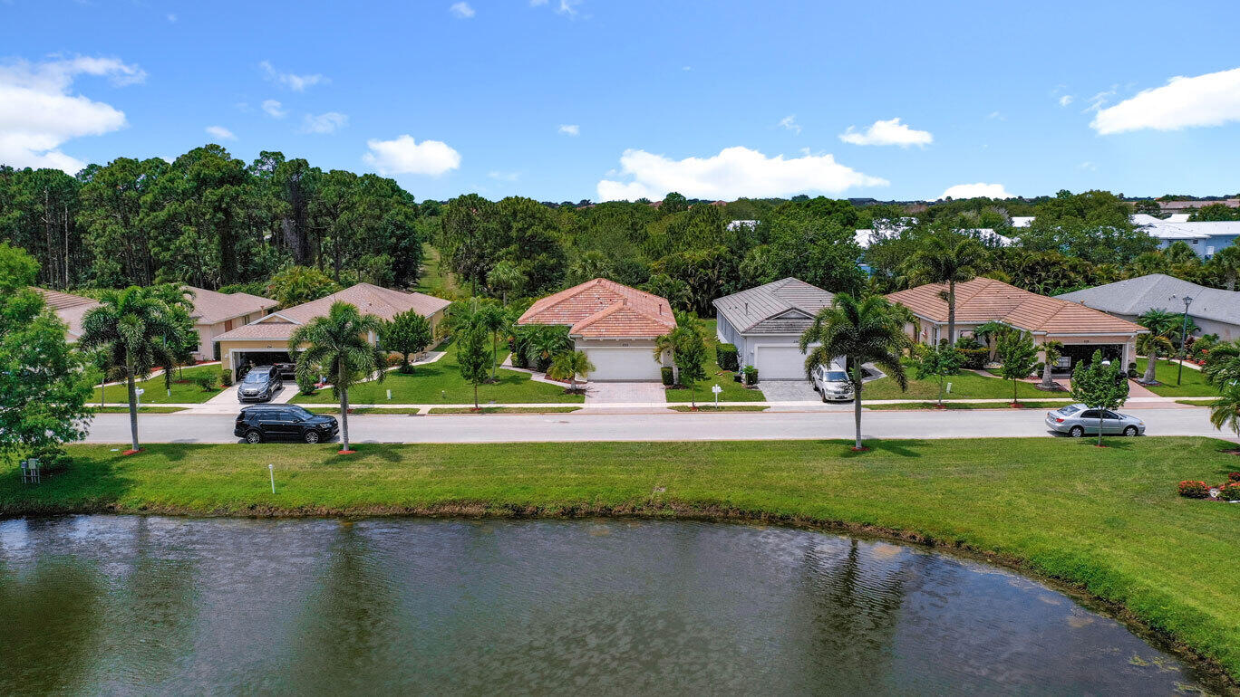 232 Southwest Coconut Key Way Port St. Lucie, FL 34986 - Photo 2 of 36 2