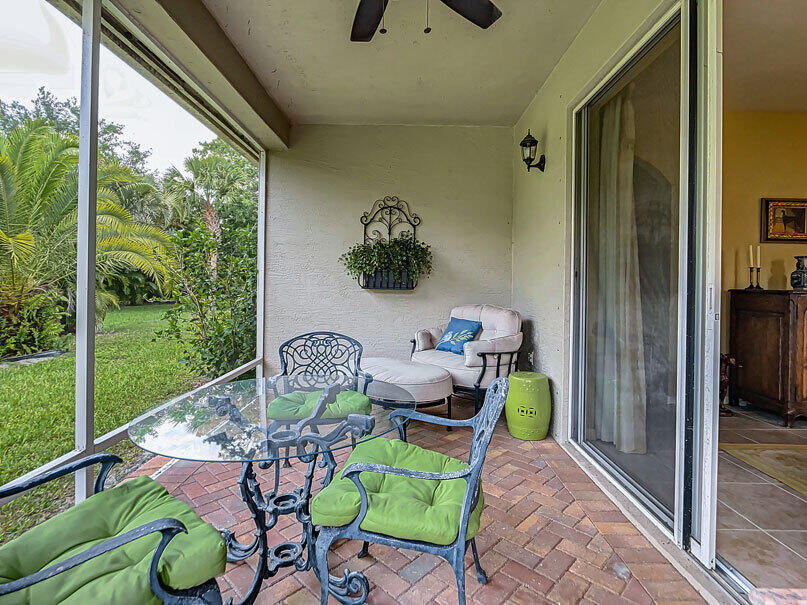 232 Southwest Coconut Key Way Port St. Lucie, FL 34986 - Photo 30 of 36 30