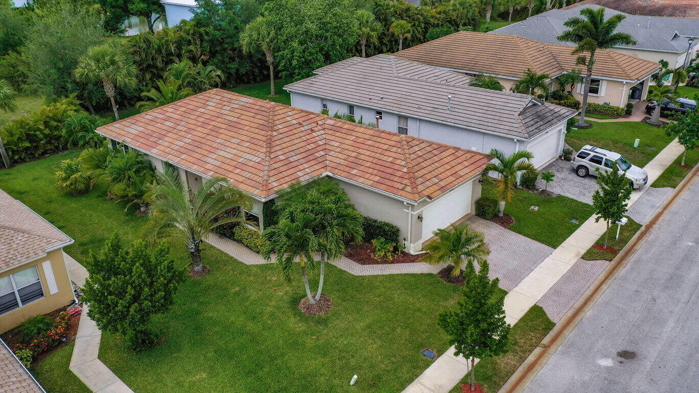 232 Southwest Coconut Key Way Port St. Lucie, FL 34986 - Photo 4 of 36 4