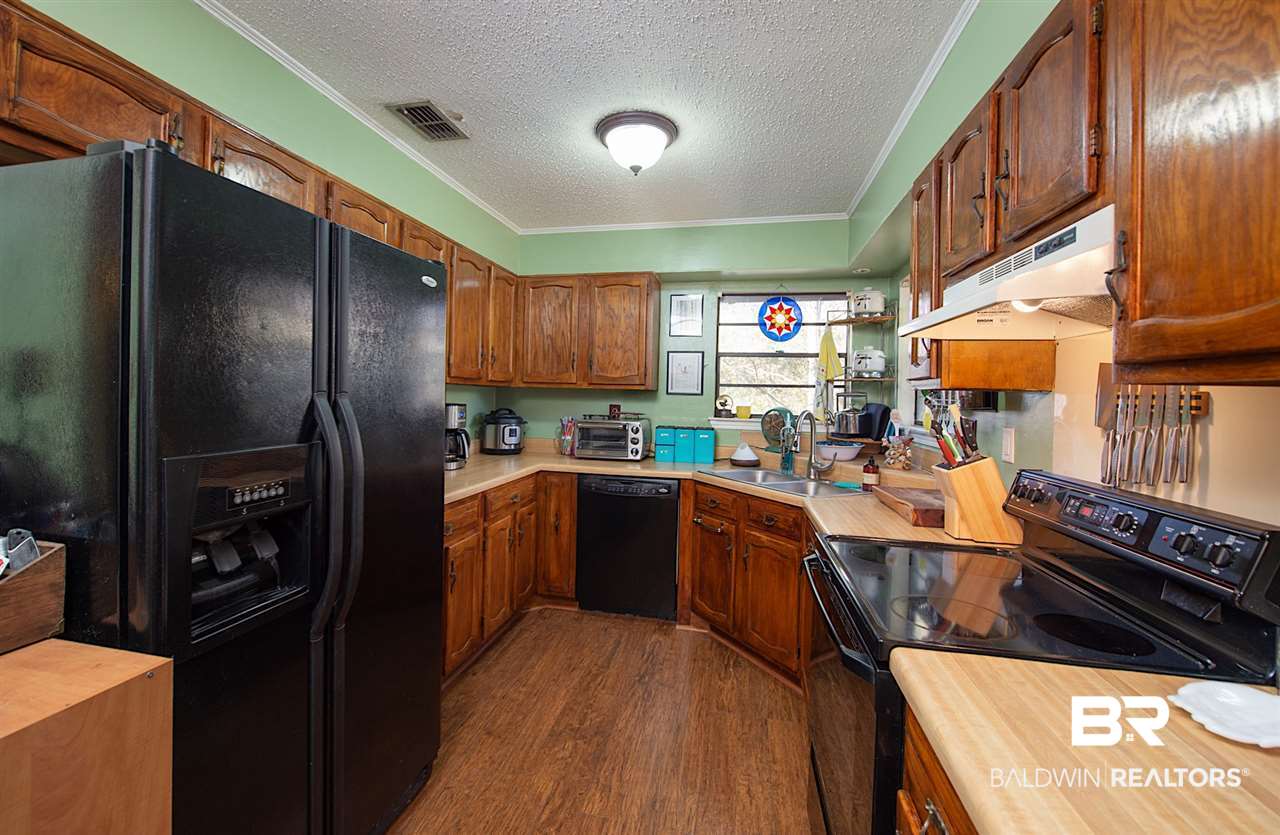 5712 Green Tree Road Mobile, AL 36609 - Photo 9 of 20