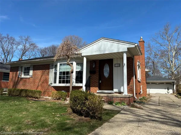 $3,000 | 1655 Hazel Street, Birmingham, MI 48009