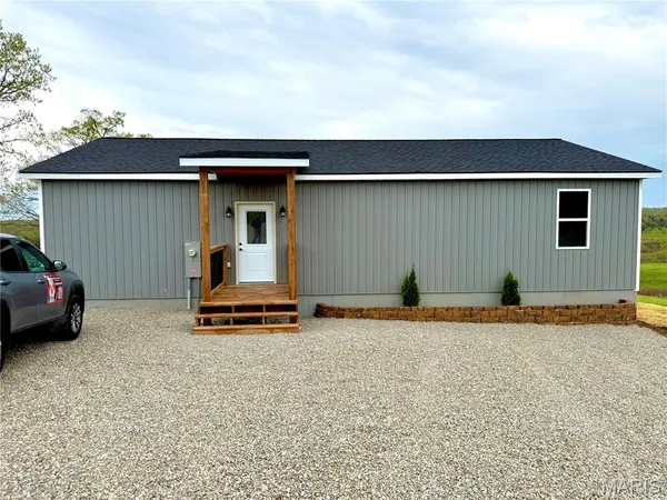 $339,900 | 10025 Gingham Drive, Richwoods, MO 63071