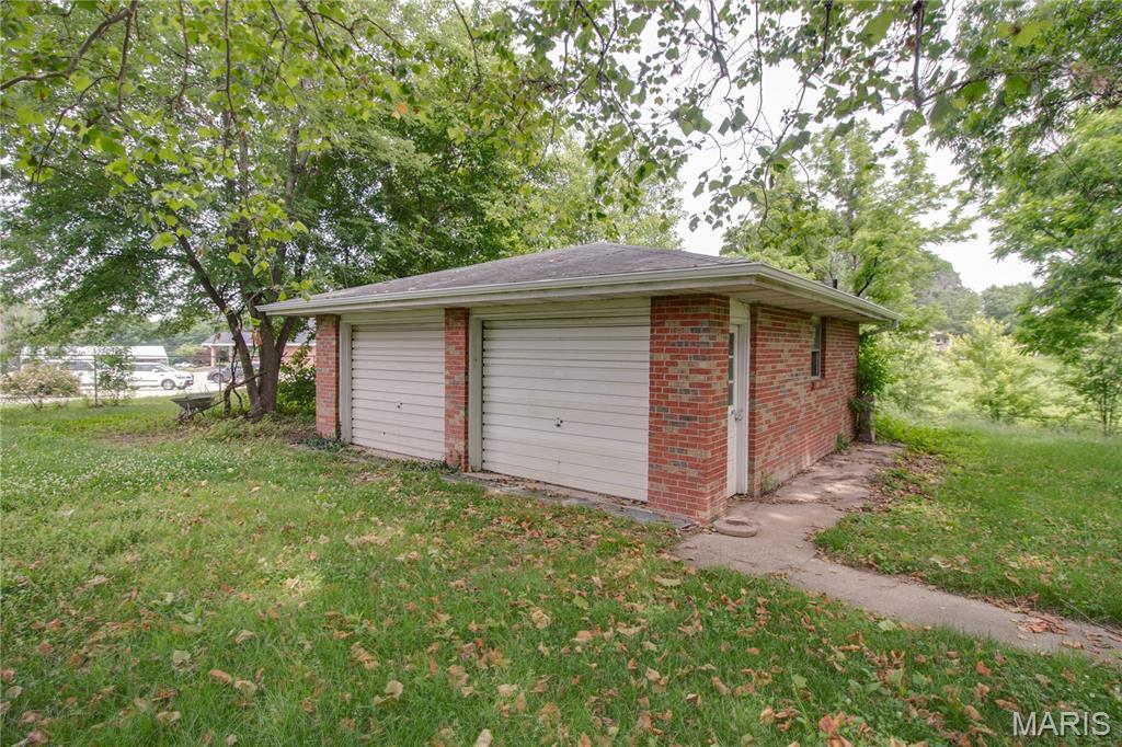 427 Ruth Avenue Cottage Hills, IL 62018 - Photo 39 of 46
