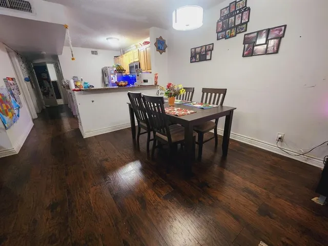 $2,400 | 10749 Cleary Boulevard, Unit 202, Plantation, FL 33324