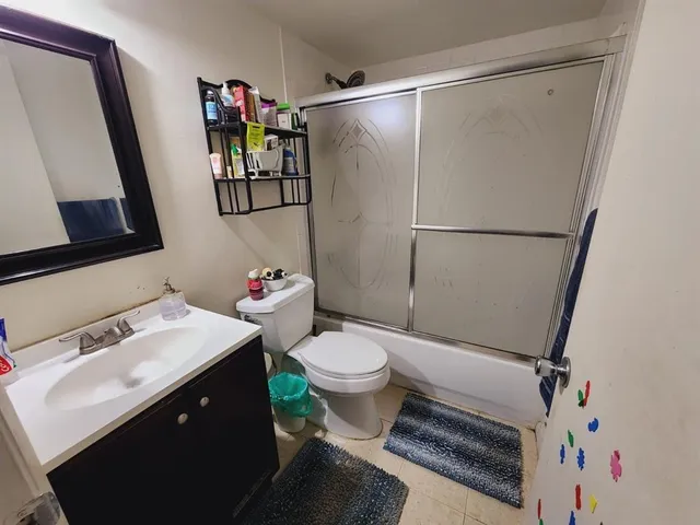 $2,400 | 10749 Cleary Boulevard, Unit 202, Plantation, FL 33324