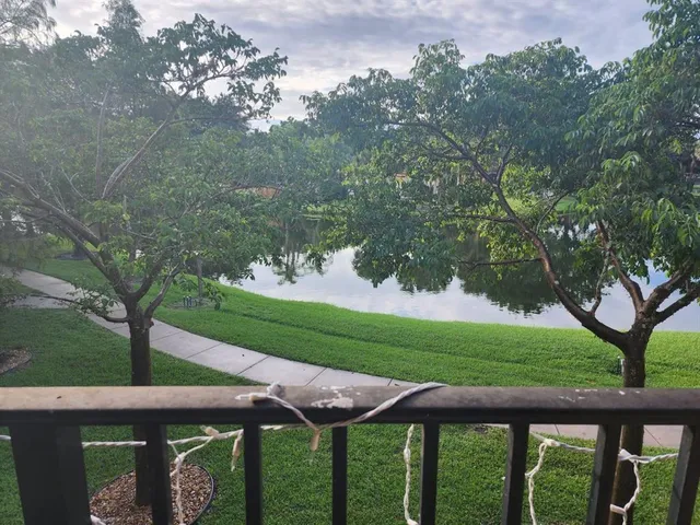 $2,400 | 10749 Cleary Boulevard, Unit 202, Plantation, FL 33324