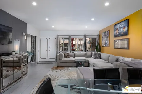 $412,000 | 277 East Alejo Road, Unit 124, Palm Springs, CA 92262