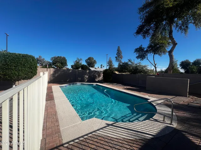 $2,800 | 1550 West Knowles Avenue, Mesa, AZ 85202