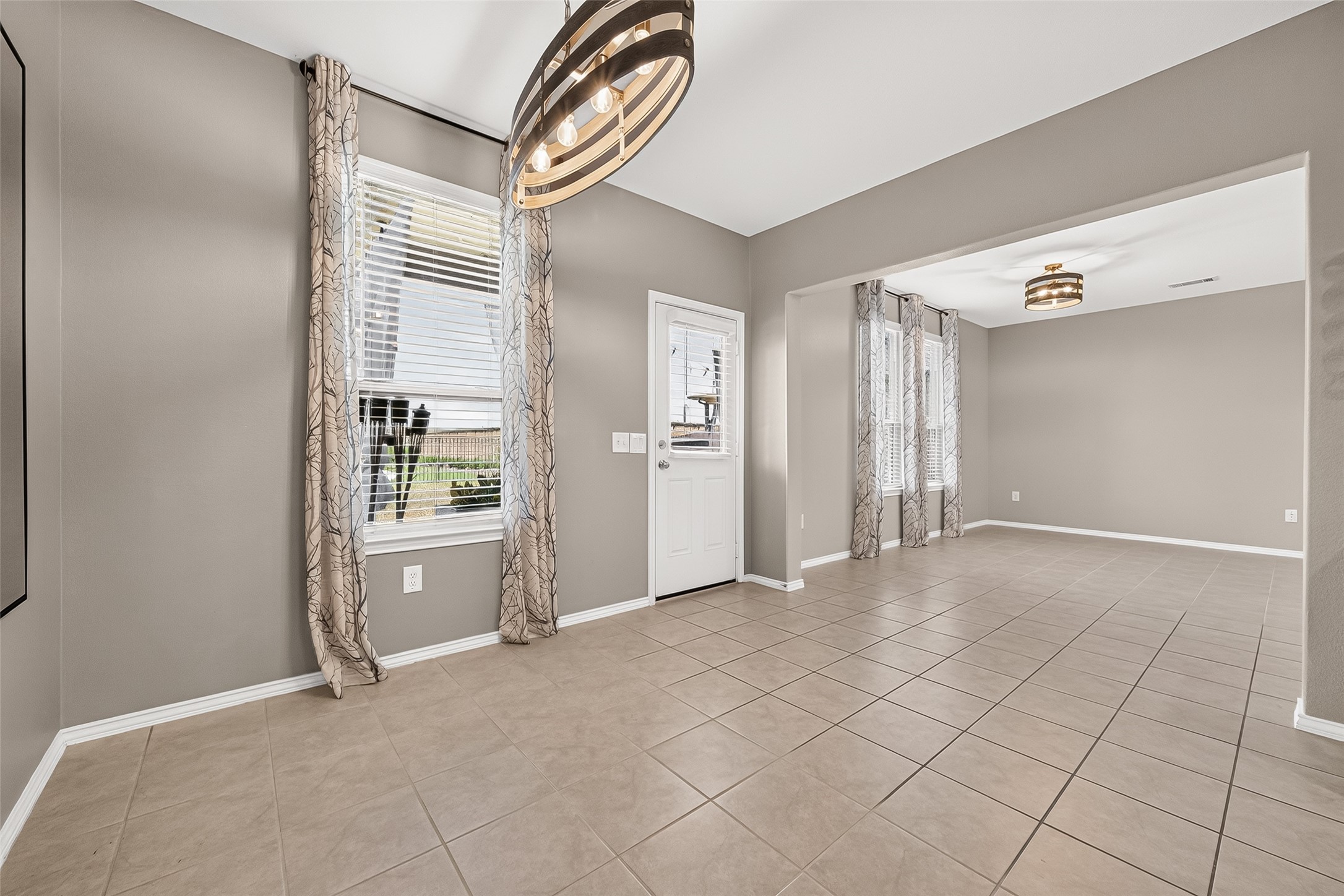 5911 Waggoner Ranch Trail Katy, TX 77493 - Photo 10 of 34 Gallery Image 10
