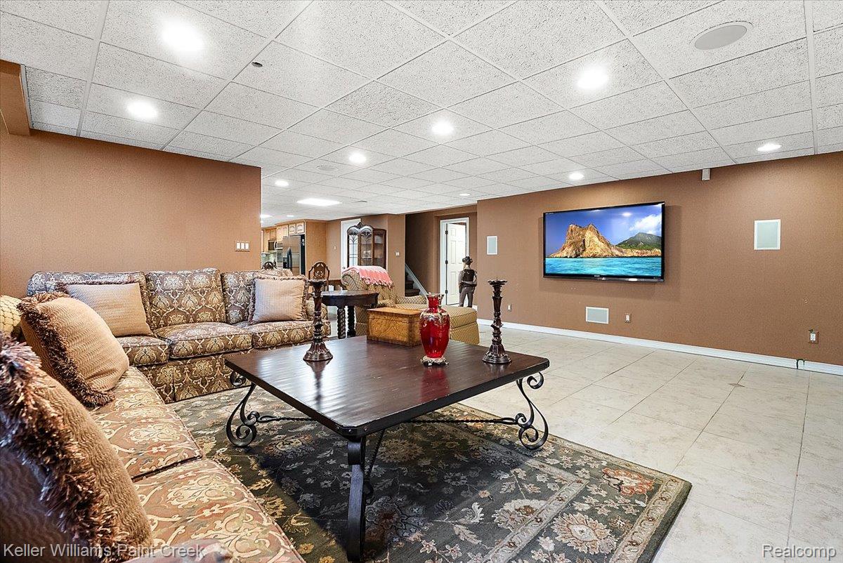 13150 Rhea Court Utica, MI 48315 - Photo 54 of 79 68-13150 Rhea-68.jpg