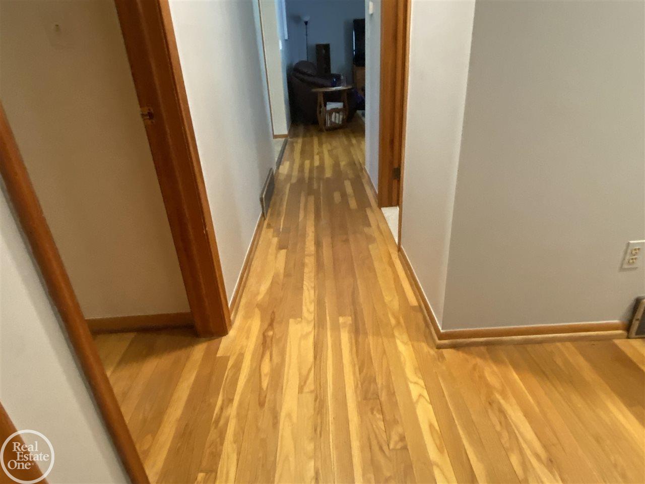 28851 Cotton Road New Baltimore, MI 48047 - Photo 8 of 24 Hardwood floors