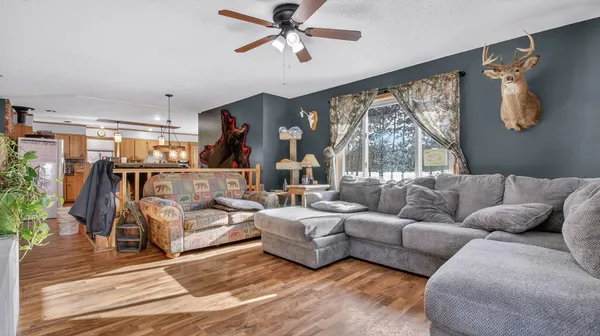 $385,000 | W8124 Cemetery Road, Ladysmith, WI 54848