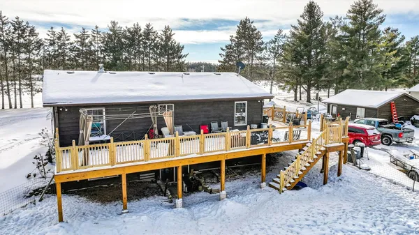 $385,000 | W8124 Cemetery Road, Ladysmith, WI 54848
