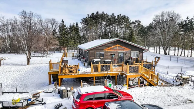 $410,000 | W8124 Cemetery Road, Ladysmith, WI 54848