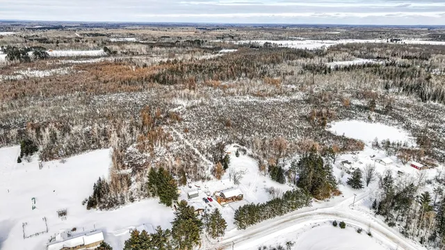 $410,000 | W8124 Cemetery Road, Ladysmith, WI 54848