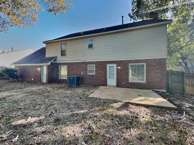 a picture of a bench in the back