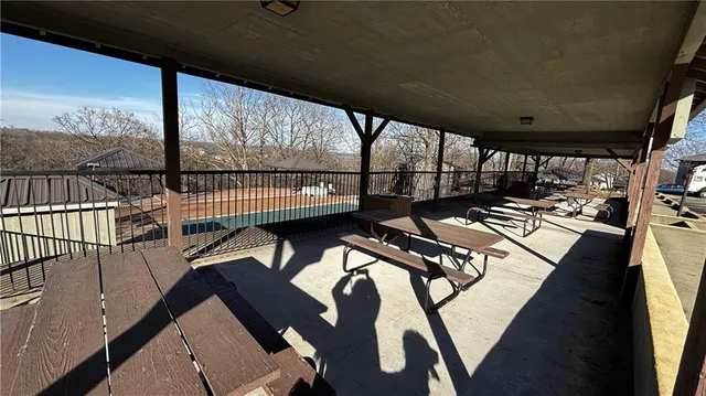 $190,000 | 448 Notch Lane, Unit 3, Reeds Spring, MO 65737