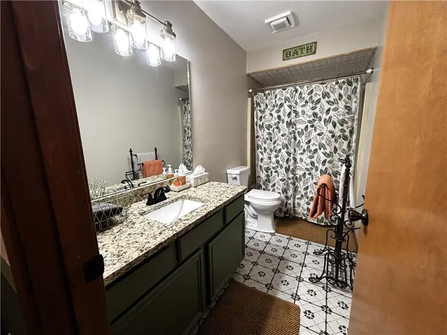 $190,000 | 448 Notch Lane, Unit 3, Reeds Spring, MO 65737