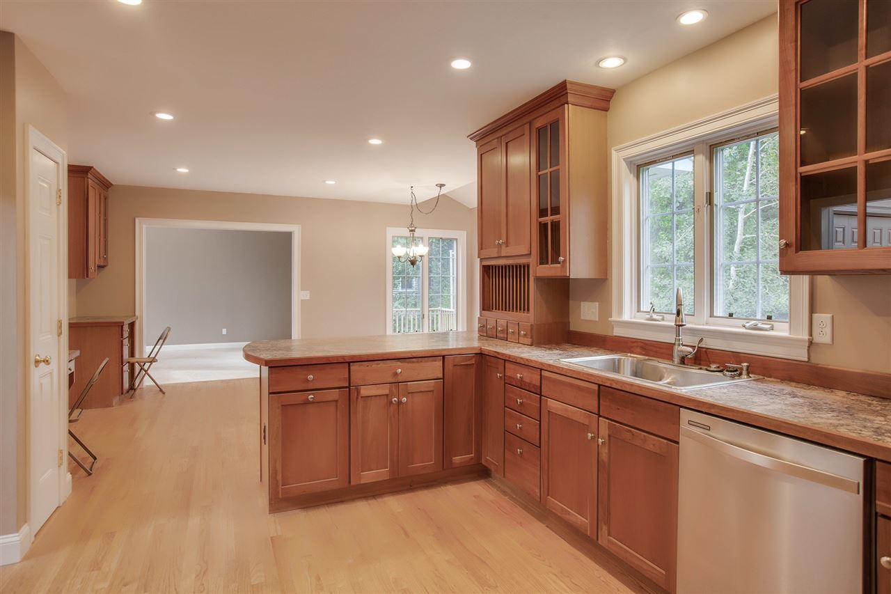 2 Lisa Lane Concord, NH 03301 - Photo 10 of 27 Gallery Image 10