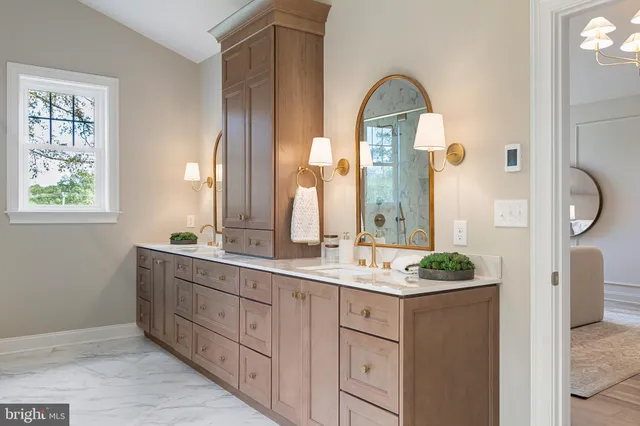 $2,229,990 | 211 Wooded Way, Berwyn, PA 19312