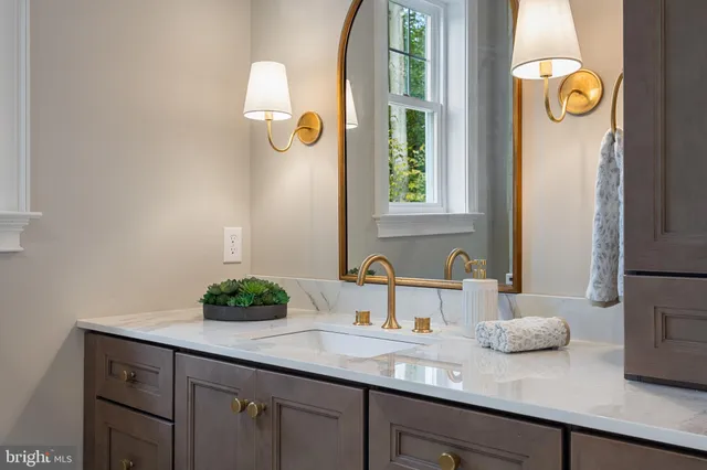 $2,229,990 | 211 Wooded Way, Berwyn, PA 19312