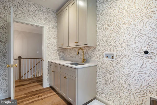 $2,229,990 | 211 Wooded Way, Berwyn, PA 19312