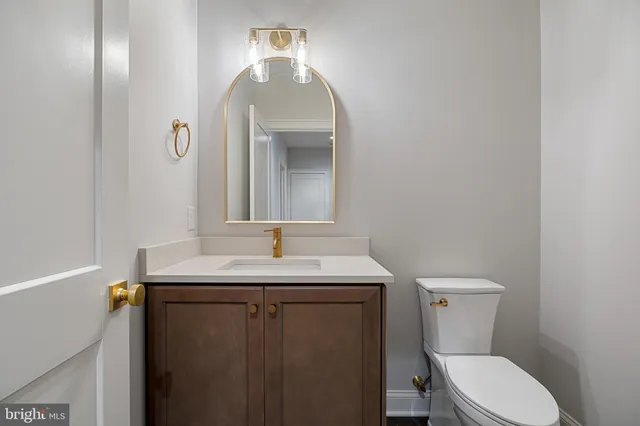 $2,229,990 | 211 Wooded Way, Berwyn, PA 19312