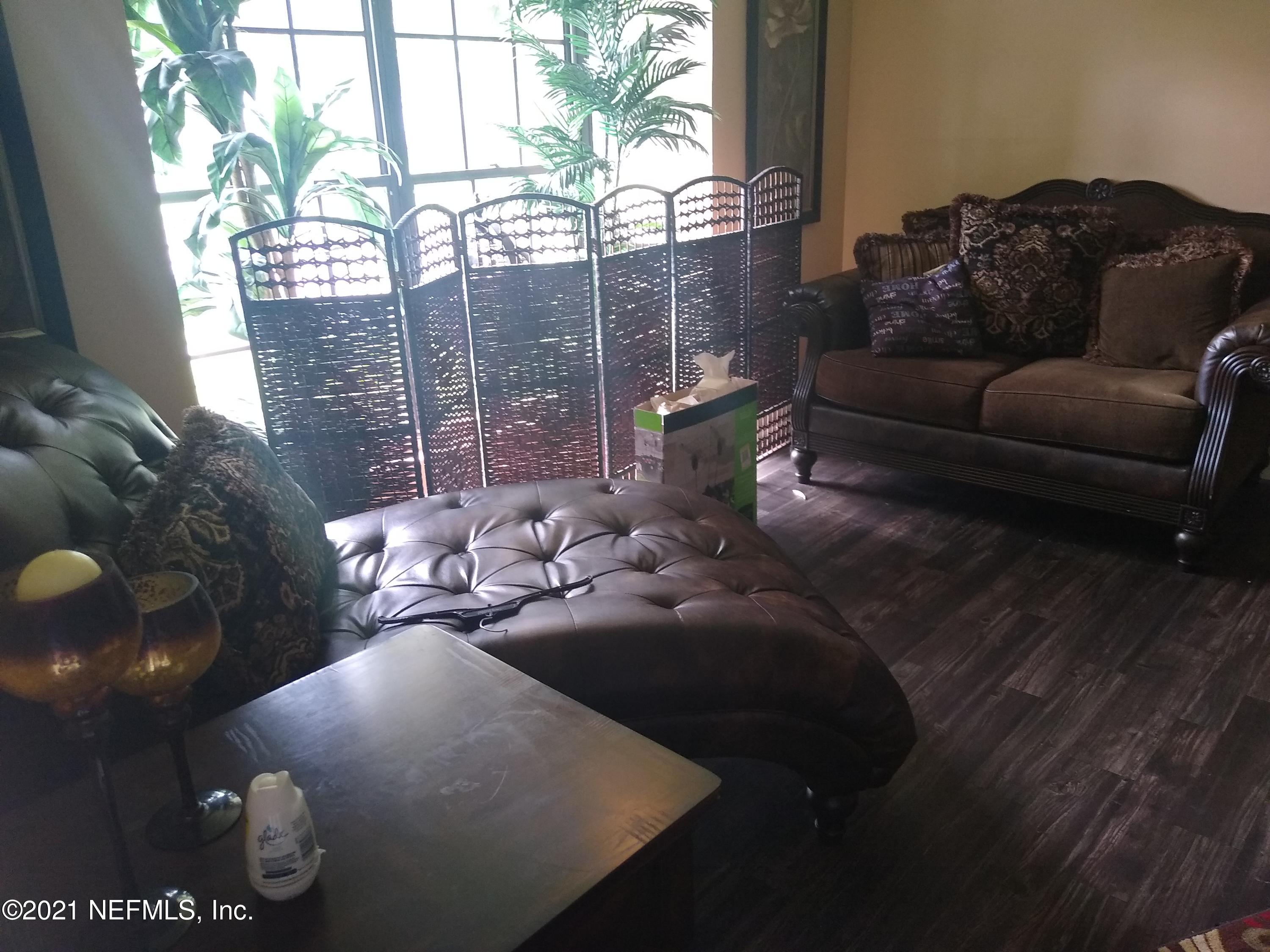 5875 Spellman Road Jacksonville, FL 32209 - Photo 5 of 10 Debra Harris4