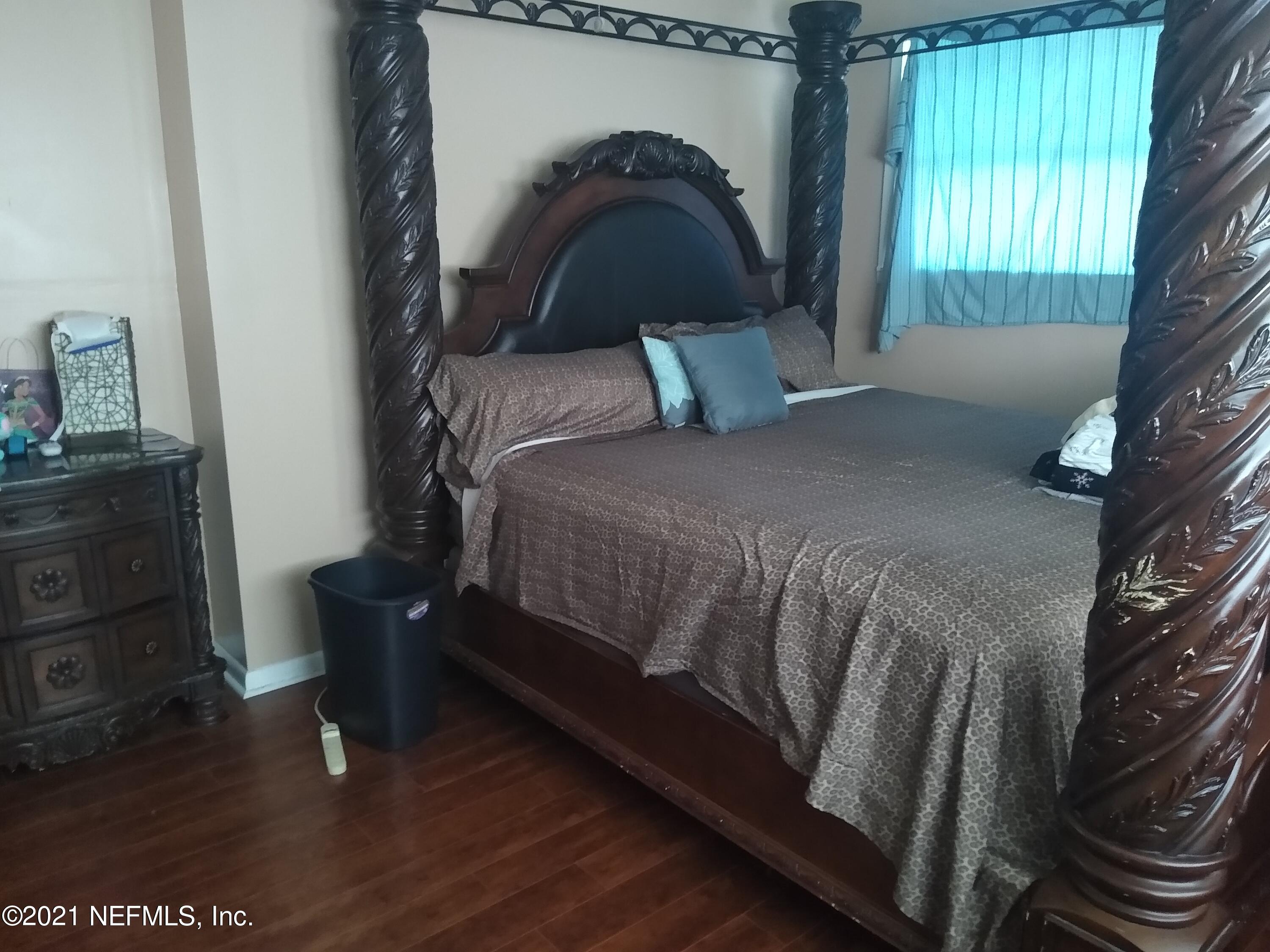 5875 Spellman Road Jacksonville, FL 32209 - Photo 7 of 10 Debra Harris7