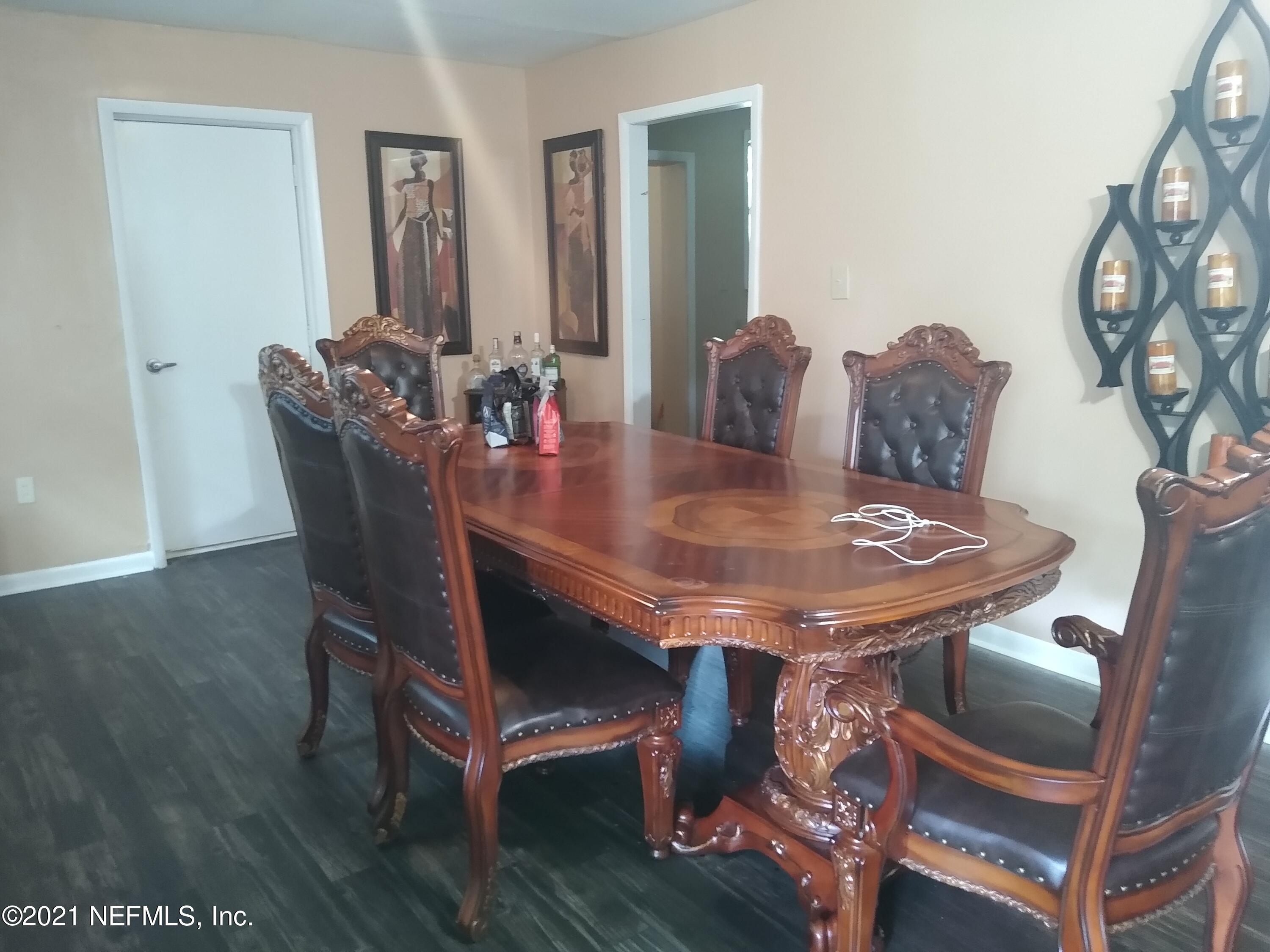 5875 Spellman Road Jacksonville, FL 32209 - Photo 8 of 10 Debra Harris1.jpg FDR