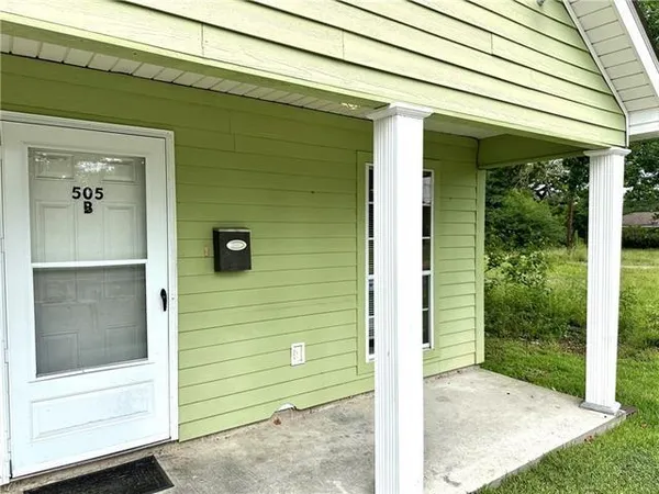 $1,200 | 505 North Holly Street, Unit B, Hammond, LA 70401