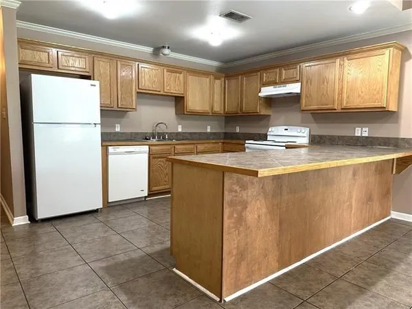 $1,200 | 505 North Holly Street, Unit B, Hammond, LA 70401