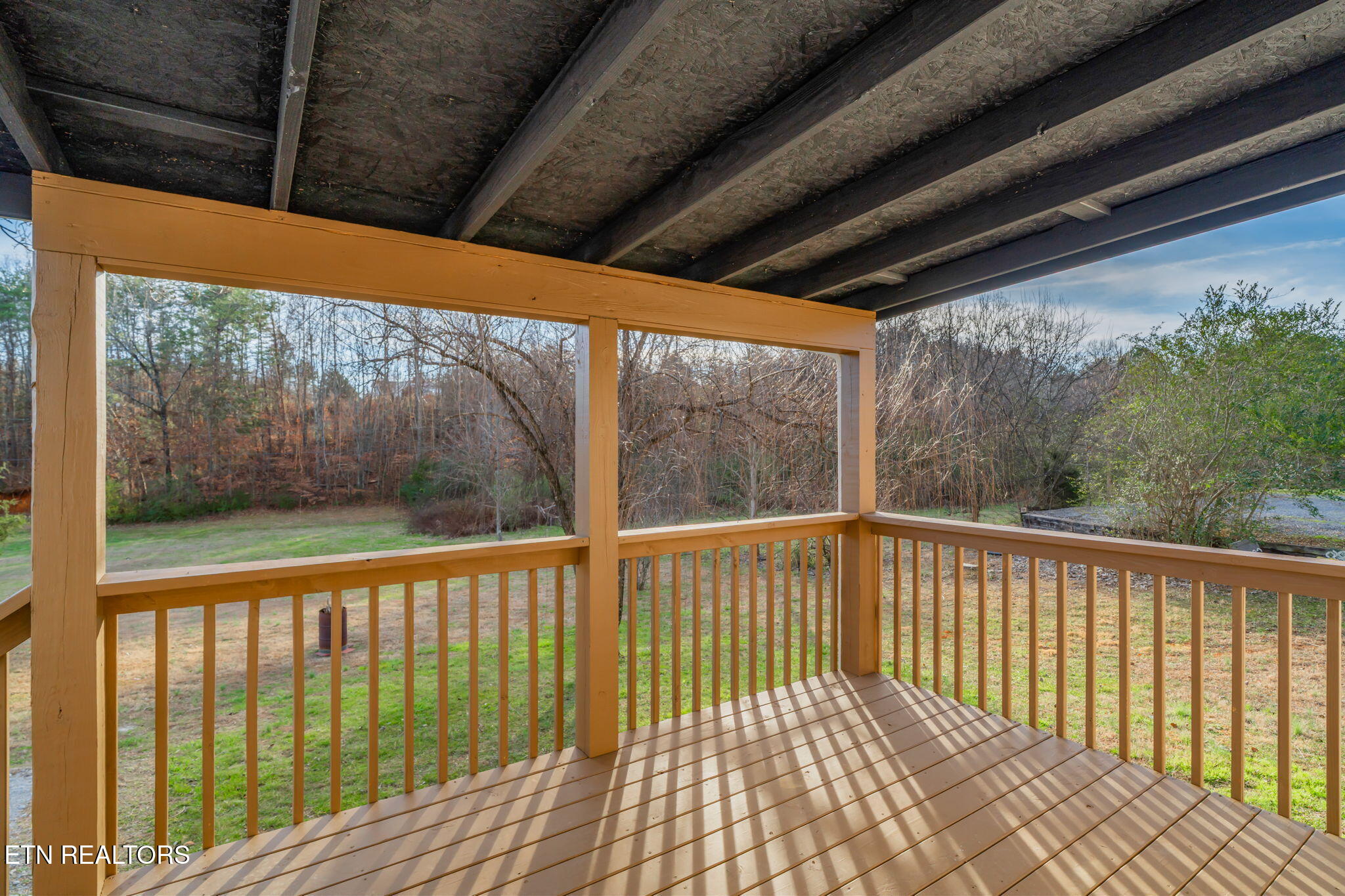 653 Lee Shirley Road Maryville, TN 37801 - Photo 14 of 37 30-web-or-mls-653 Lee Shirley Road-31