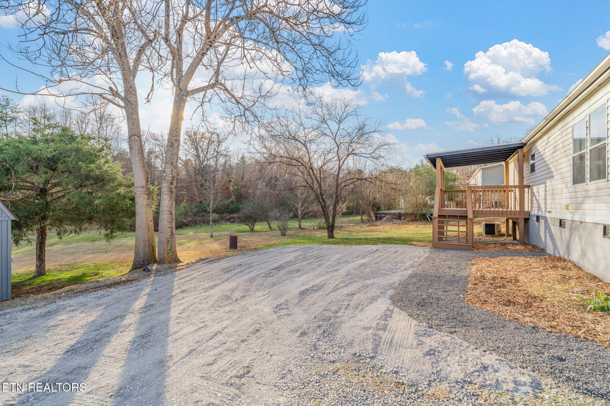 653 Lee Shirley Road Maryville, TN 37801 - Photo 16 of 37 28-web-or-mls-653 Lee Shirley Road-29