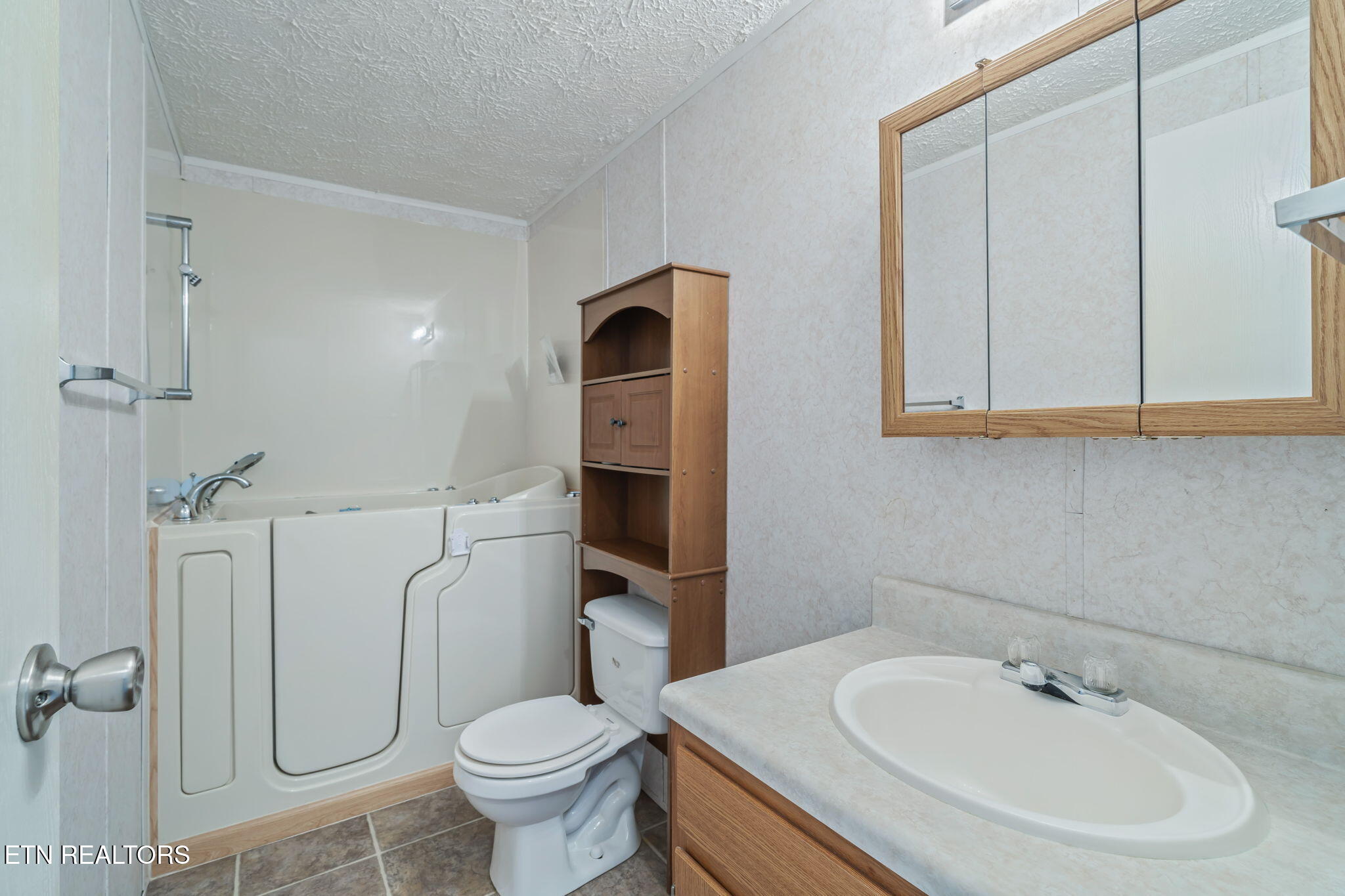 653 Lee Shirley Road Maryville, TN 37801 - Photo 19 of 37 26-web-or-mls-653 Lee Shirley Road-27